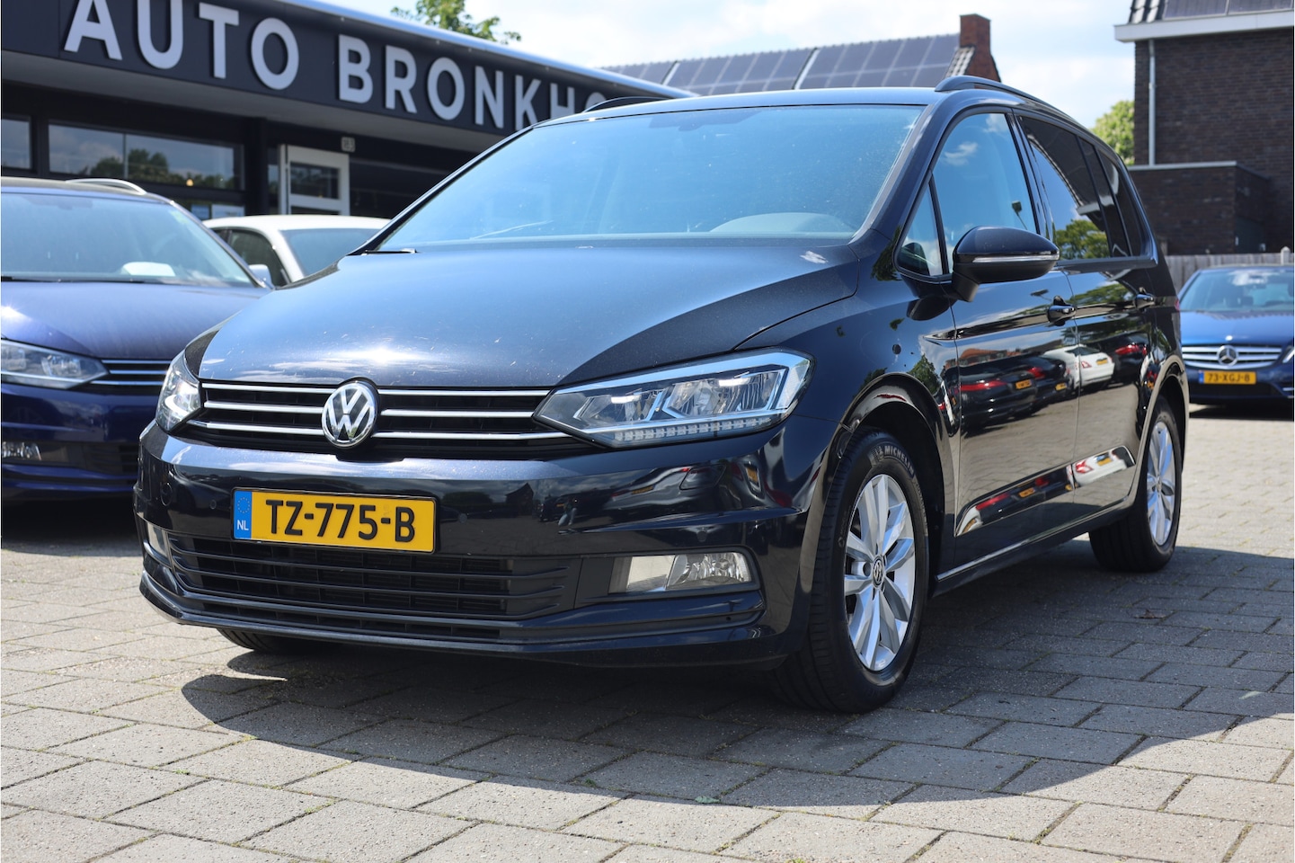 Volkswagen Touran - 1.4 TSI AUTOMAAT | 7-PERS | TREKHAAK - AutoWereld.nl