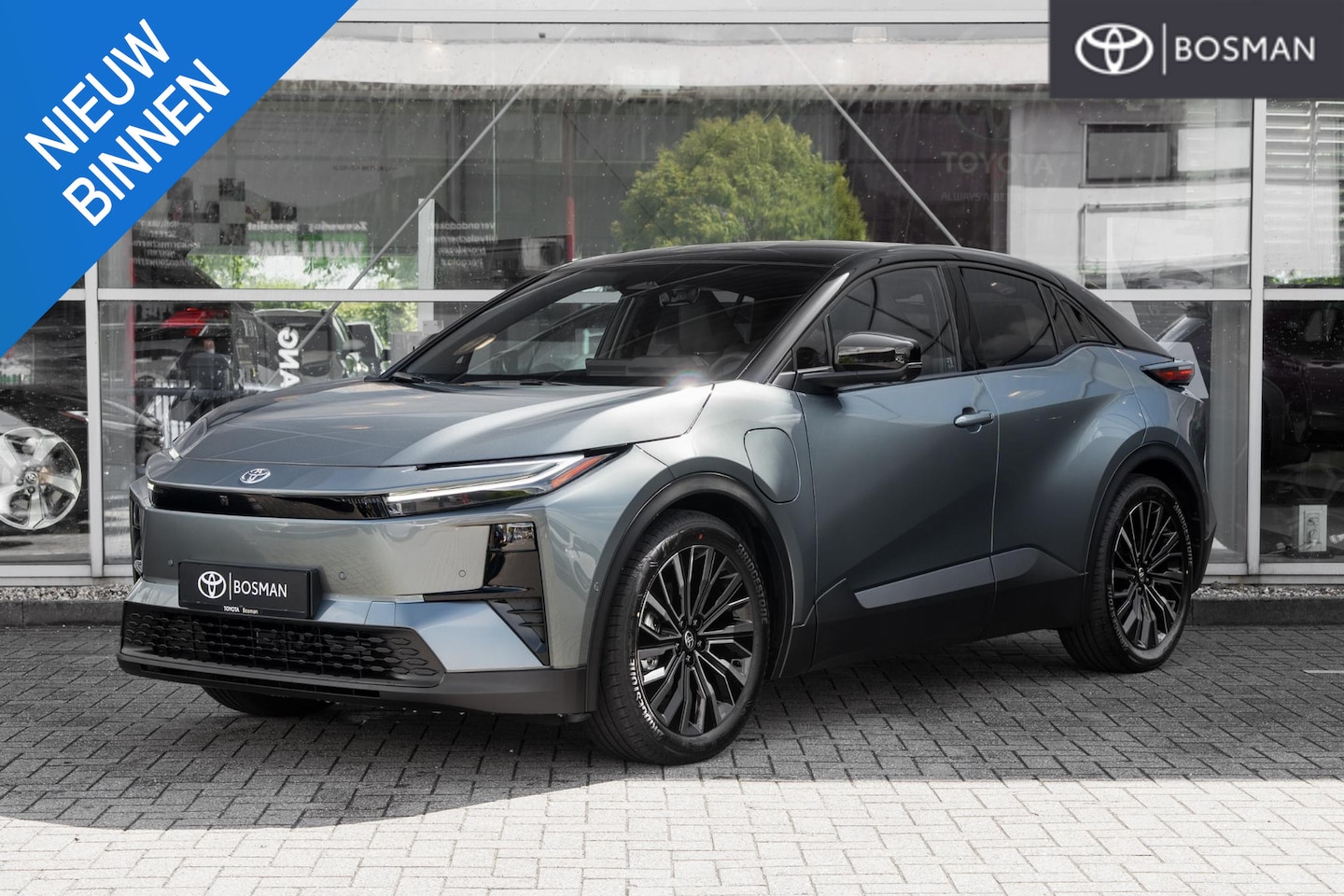 Toyota C-HR - Executive AWD 77 kWh Executive AWD 77 kWh - AutoWereld.nl