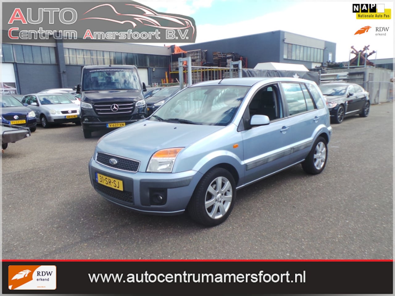 Ford Fusion - 1.6-16V Futura 1.6-16V Futura ( INRUIL MOGELIJK + KOPPELING IS STUK ) - AutoWereld.nl