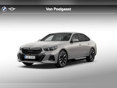 BMW 5-serie - Sedan 550e xDrive | M Sportpakket Pro | Innovation Pack | Travel Pack | Comfort Pack | Tre