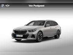 BMW 5-serie Touring - 550e xDrive | M Sportpakket Pro | Innovation Pack | Travel Pack | Comfort Pack