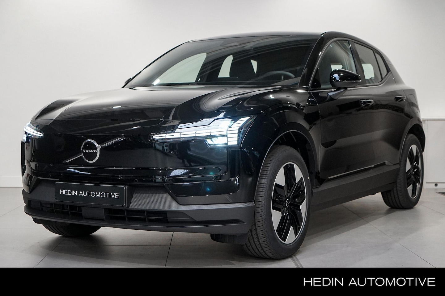 Volvo EX30 - P3 Long Range Plus Europa 69 kWh | Elektrische Stoelen met Geheugen | Harman/Kardon | Pilo - AutoWereld.nl