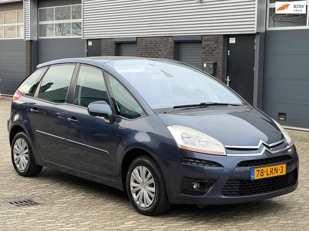 Citroën C4 Picasso - 1.6 VTi Image 5p KOPPAKKING LEK - AutoWereld.nl