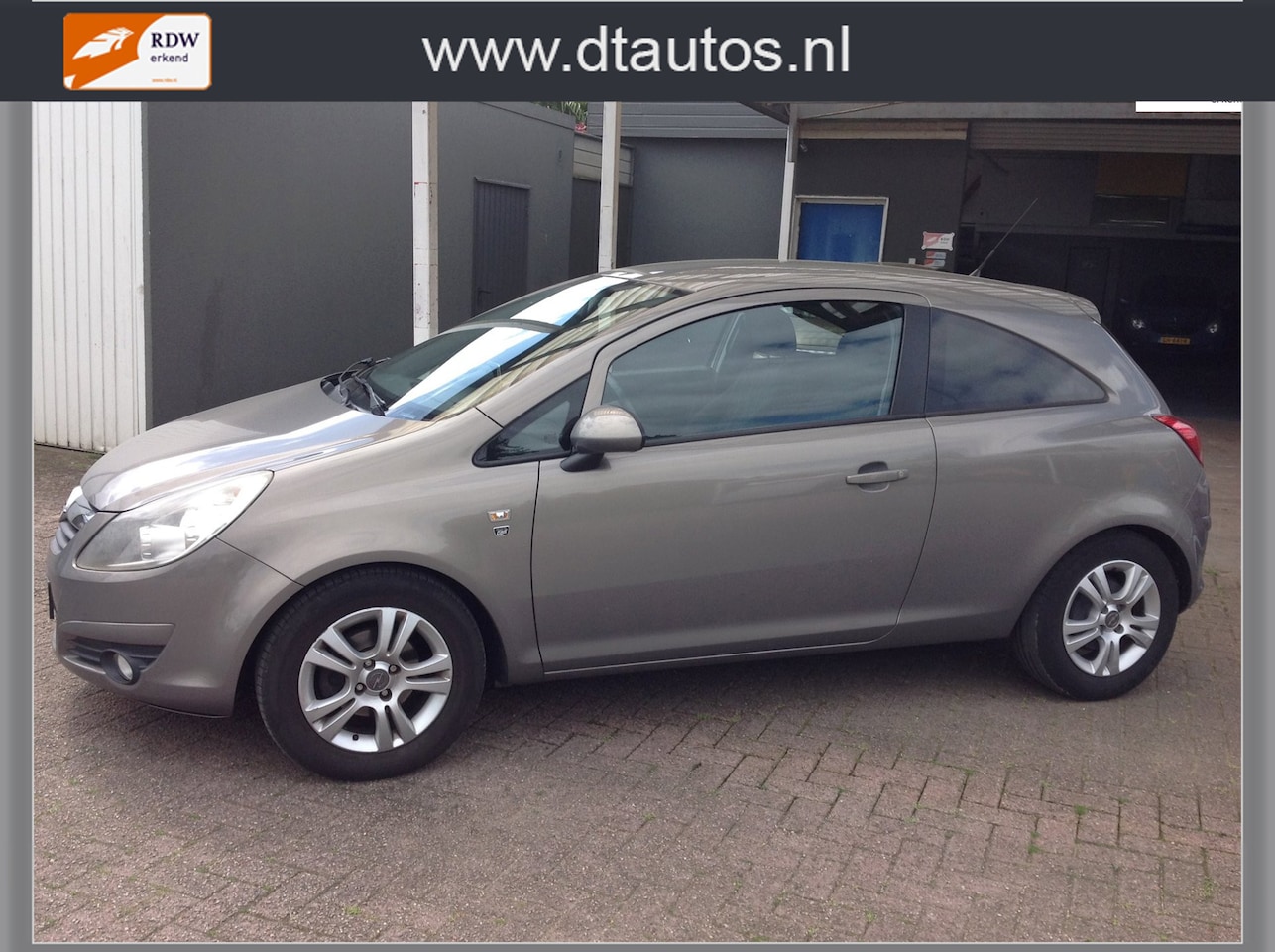 Opel Corsa - 1.3 CDTi EcoFlex S/S '111' Edition nieuwe apk airco el ramen - AutoWereld.nl