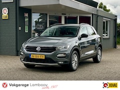 Volkswagen T-Roc - 1.0 TSI 110PK Style Navi Camera Carplay 1e eigenaar
