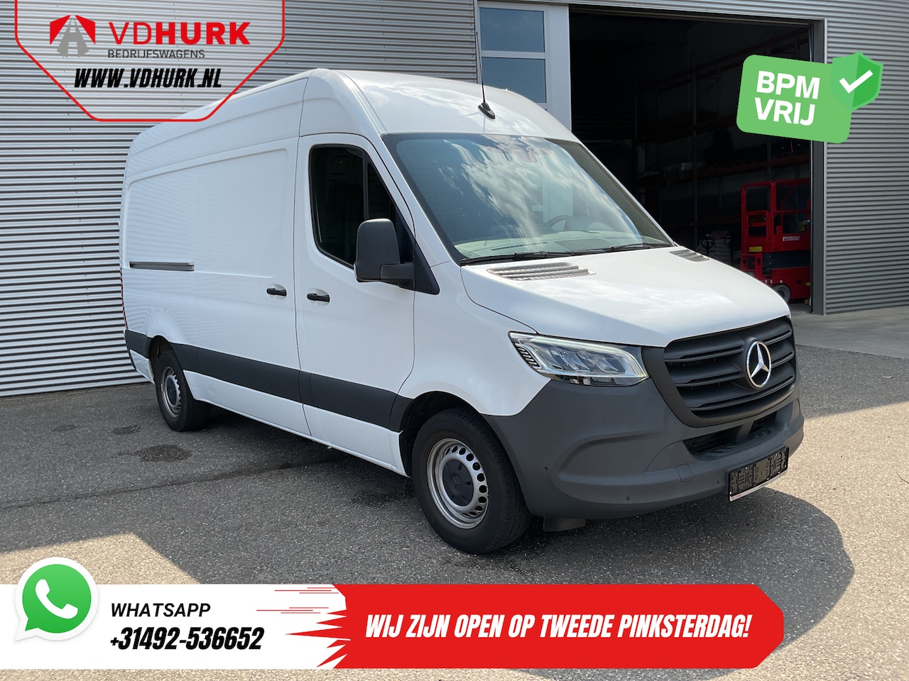 Mercedes-Benz Sprinter - 317 CDI Aut. L2H2 LED/ Carplay/ Camera/ Cruise/ PDC/ Airco - AutoWereld.nl