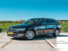 Skoda Superb Combi - 1.8 TSI Style Business | TREKHAAK 1800 KG | ADAPTIVE CRUISE