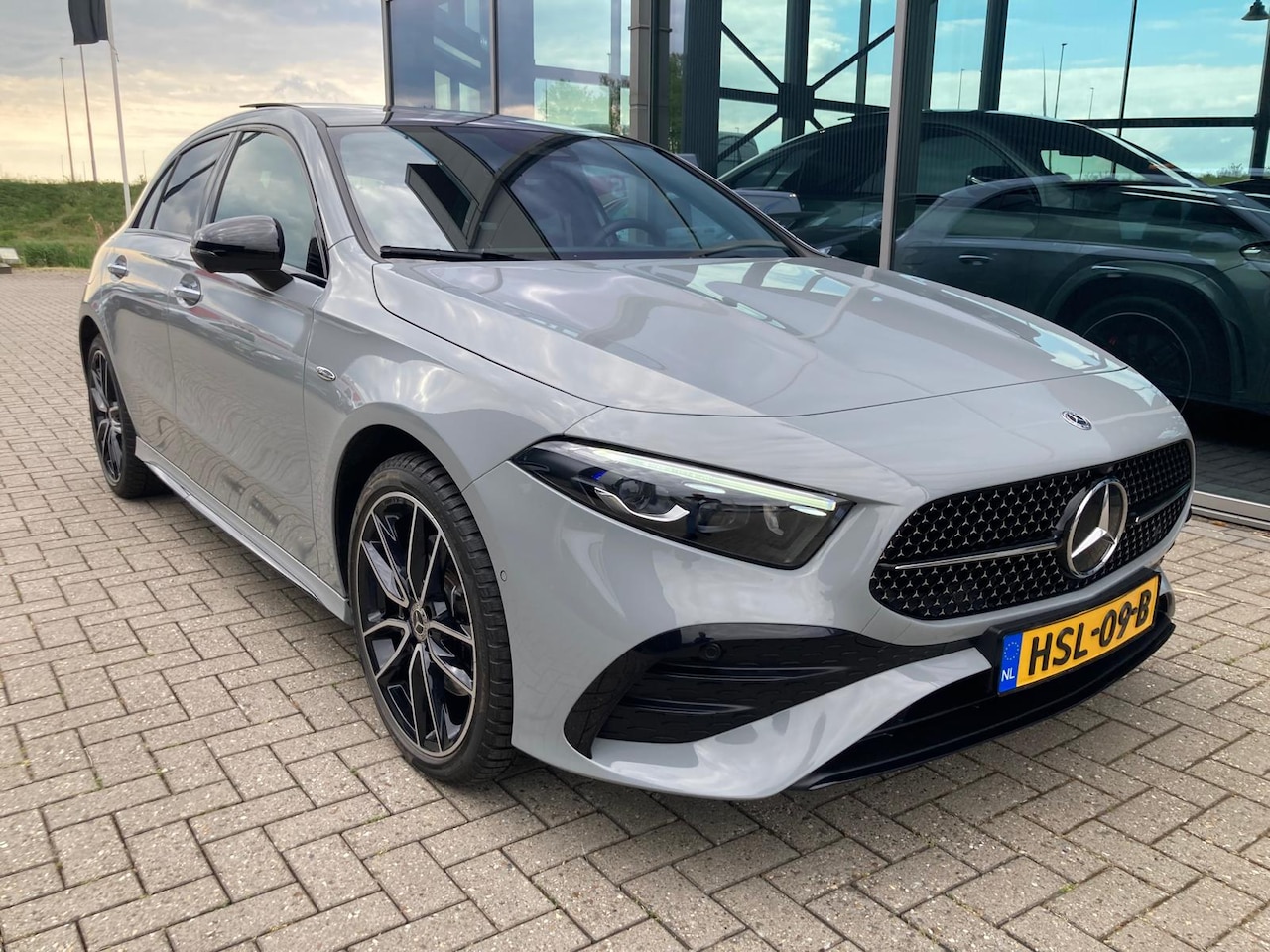Mercedes-Benz A-klasse - 250 e Star Edition AMG Line LIMITED - AutoWereld.nl