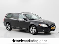 Volvo V70 - 2.0F|Nav|Xenon|Leder|Memory|PDC|Trekhaak|Stoelvrw