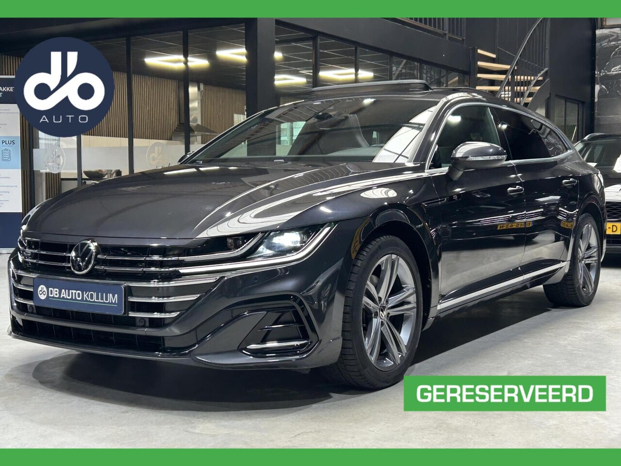 Volkswagen Arteon Shooting Brake - 1.4 TSI eHybrid R-Line Business+ SOH 93% I GLAZEN PANO DAK I WEG KLAPB. TREKHAAK I LEER + - AutoWereld.nl