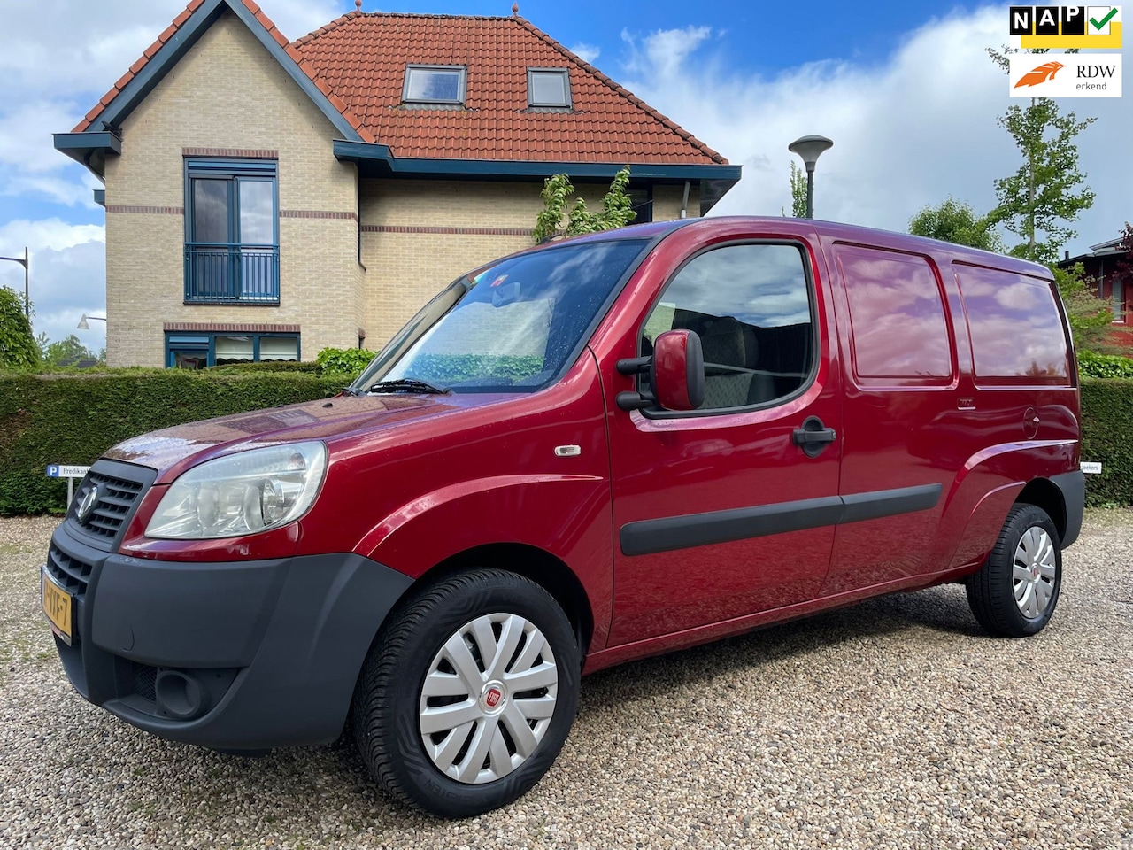 Fiat Doblò - 1.4 Comfort Maxi - AutoWereld.nl