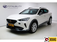 CUPRA Formentor - 1.4 TSI e-Hybrid Business 204 PK | Trekhaak | Stoelverwarming | Adaptive cruise | Stuurver