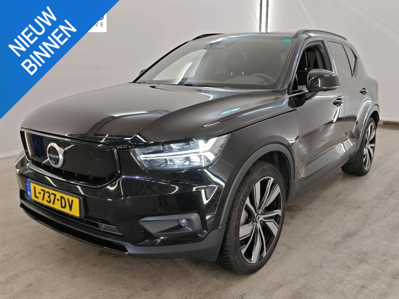 Volvo XC40 - Recharge P8 AWD R-Design NL-AUTO | PANODAK | 360 GR CAMERA | SOH 90,4% - AutoWereld.nl