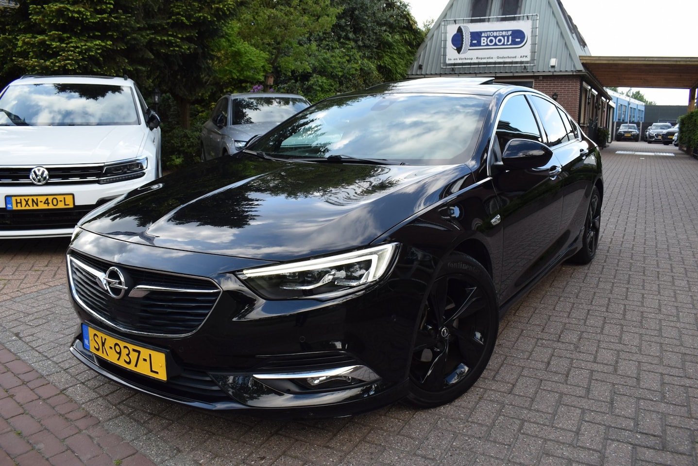 Opel Insignia Grand Sport - 1.5 Turbo Exclusive AUTOM/PANO DAK/ADAP CRUISE/CARPLAY/CAMERA/LEDER//NL-AUTO/STOEL STUUR A - AutoWereld.nl