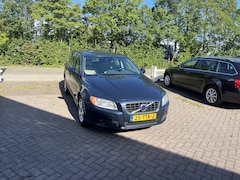 Volvo V70 - 1.6 T4 Limited Edition AUTOMAAT LEER STOELVERWARMING