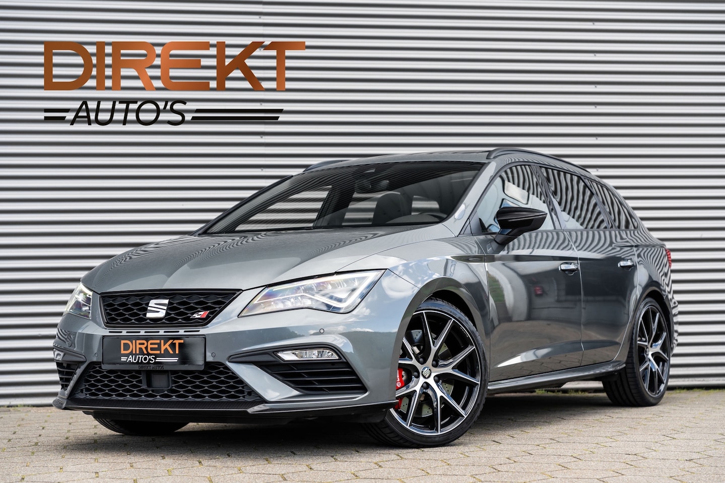 SEAT Leon ST - 2.0 TSI CUPRA 4DRIVE CARBON EDITION PANO BREMBO - AutoWereld.nl