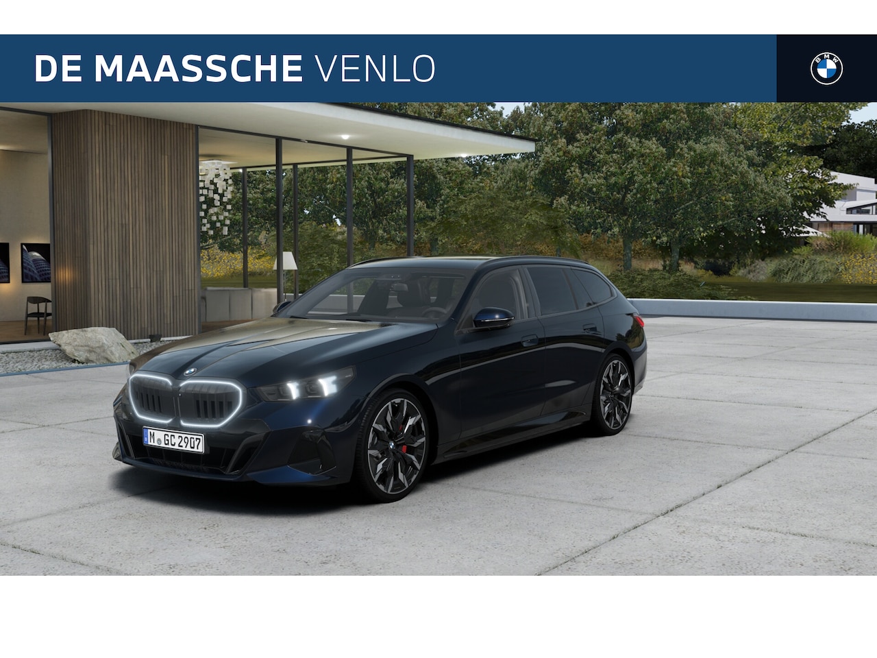 BMW 5-serie Touring - 520i M Sport Automaat / Panoramadak / Trekhaak / Bowers & Wilkins / Comfortstoelen / Parki - AutoWereld.nl