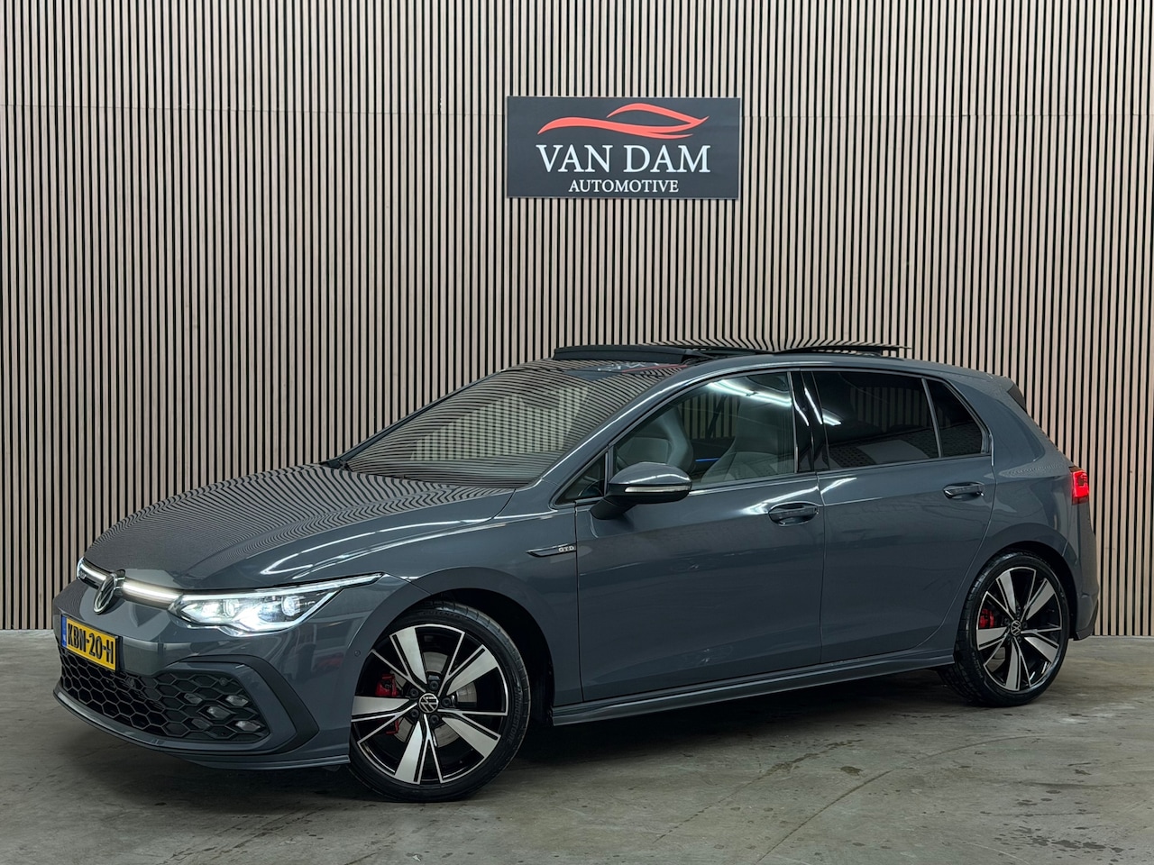 Volkswagen Golf - 2.0 TDI GTD 2022 DSG PANO LEDER IQ-LIGHT CAMERA - AutoWereld.nl