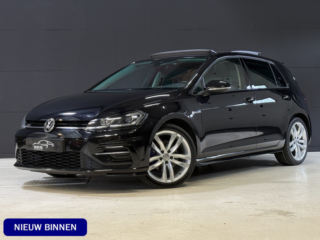 Volkswagen Golf - 1.5 TSI Highline Business R | ACC | Stoel/Stuurverw. | Panoramadak - AutoWereld.nl