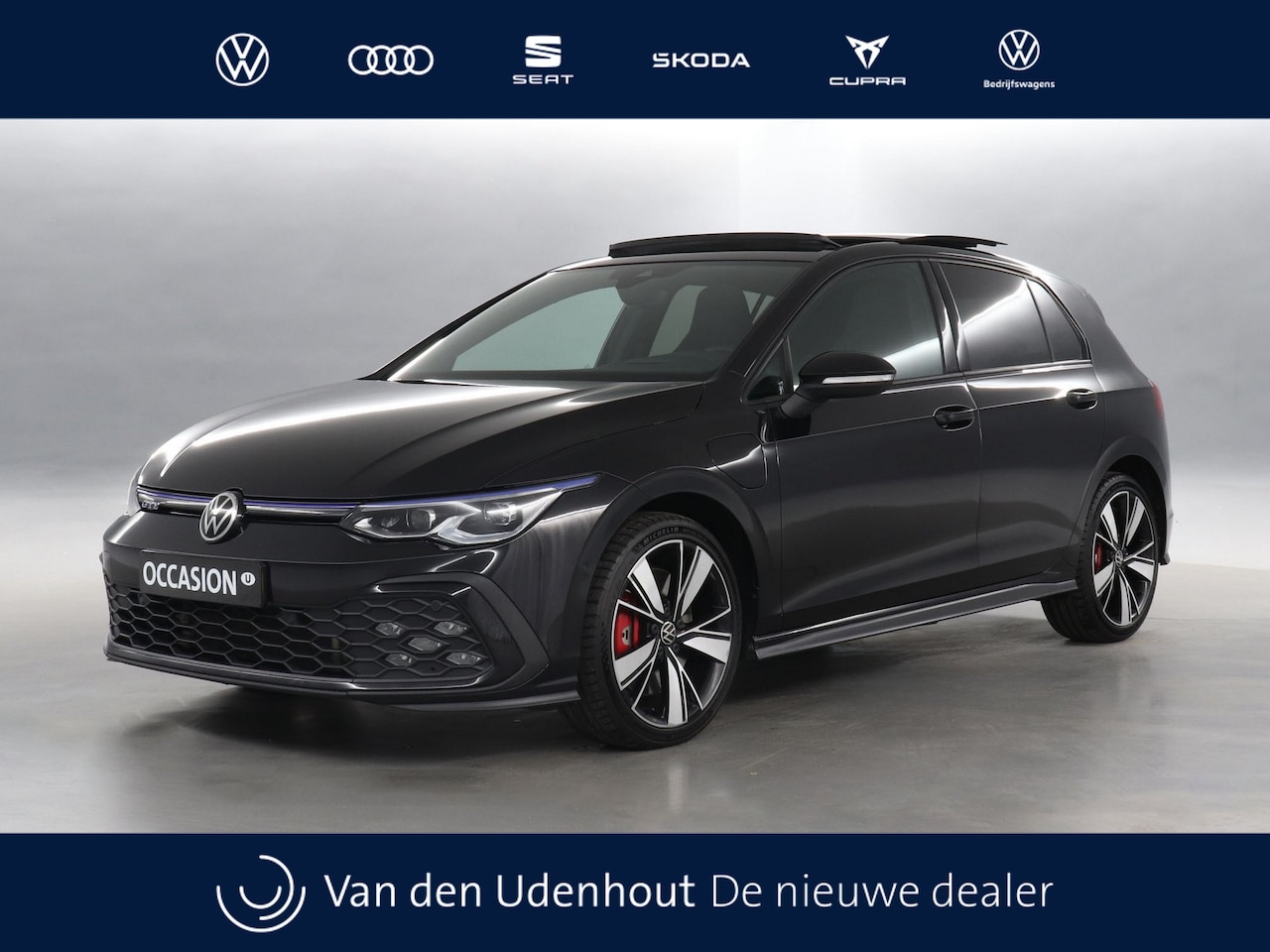 Volkswagen Golf - GTE 1.4 TSI eHybrid 245pk PHEV / Panoramadak / Head-up Display / Stoelverwarming - AutoWereld.nl