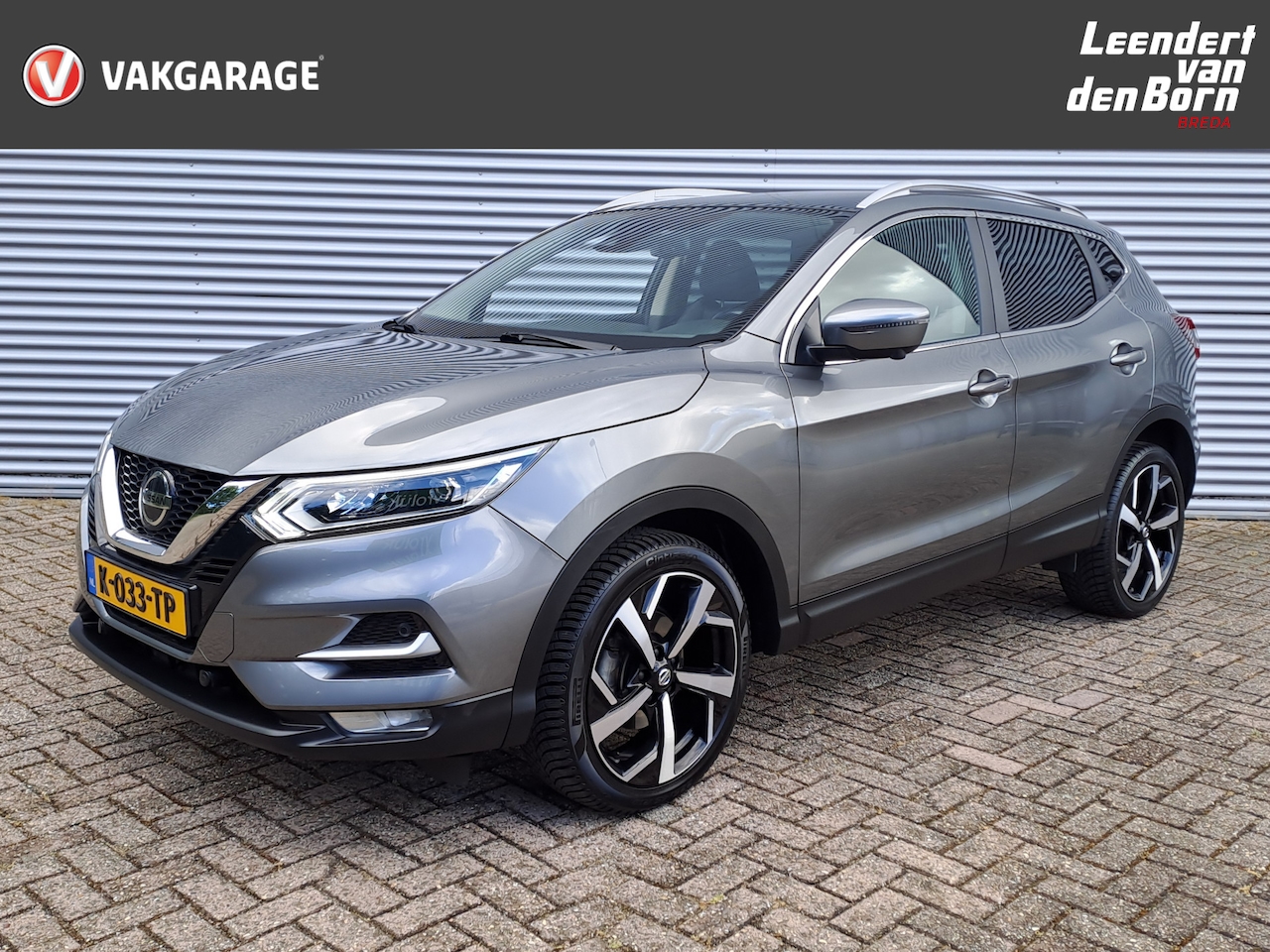 Nissan Qashqai - 1.3 DIG-T Premium Edition AUTOMAAT | Navigatie | 360 Camera | Climate | Cruise | Panoramad - AutoWereld.nl