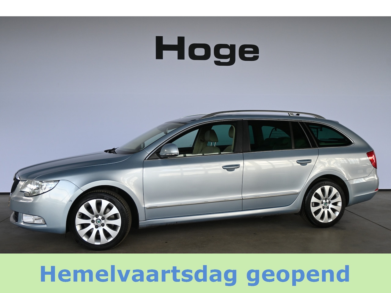 Skoda Superb Combi - 1.8 TSI Elegance Business Line Automaat Navigatie Leder All in Prijs! Inruil Mogelijk! - AutoWereld.nl