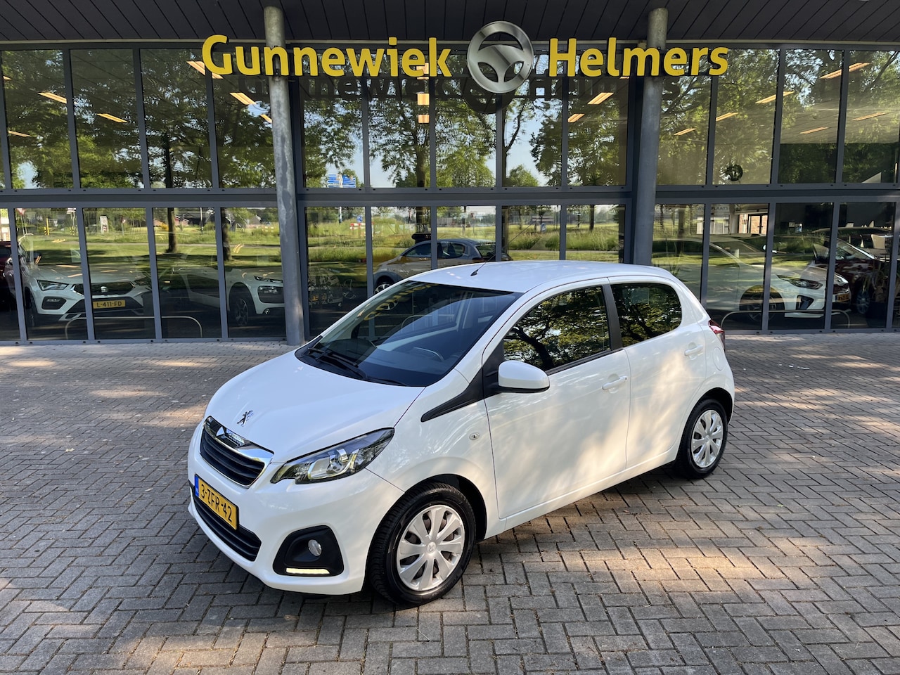 Peugeot 108 - 1.0 e-VTi Active | 5-DEURS | AIRCO | ALL SEASON'S | BLUETOOTH | ISOFIX - AutoWereld.nl