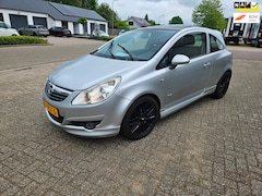 Opel Corsa - 1.4-16V OPC-LINE PANO-DAK APK:2027