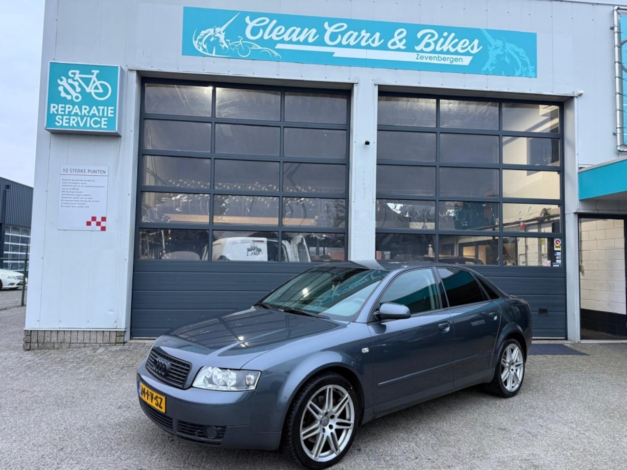 Audi A4 Limousine - 2.4 - AutoWereld.nl