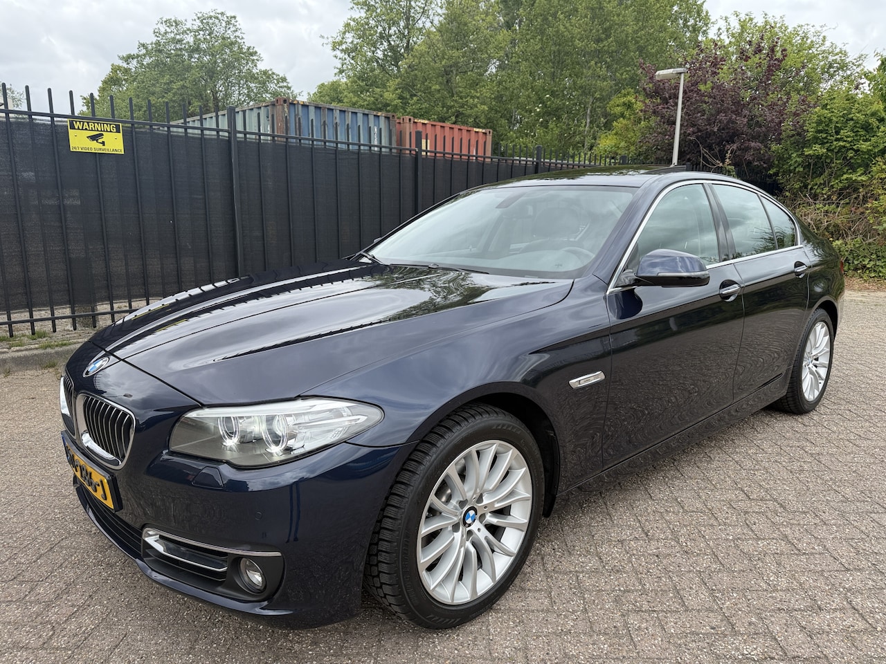 BMW 5-serie - 520i High Executive Luxury Leer/Schuifdak/Stoelverw/Navi/Clima - AutoWereld.nl