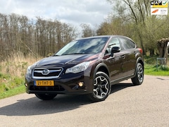 Subaru XV - 2.0i Luxury AWD Automaat | 1e Eigenaar | Camera | Trekhaak | Clima | Stoelverwarming | 17"