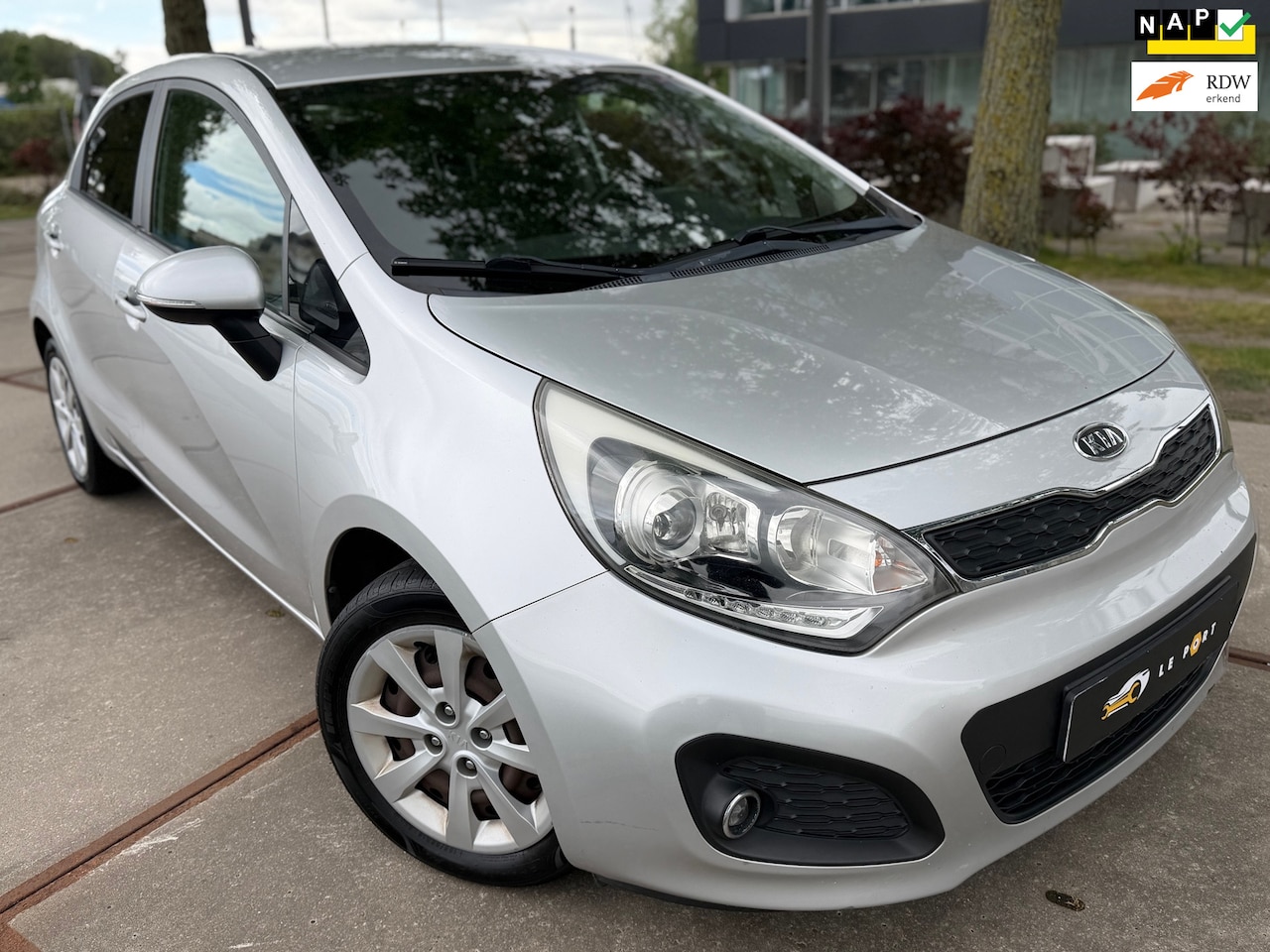 Kia Rio - | 1.2 | 2012 | 5DR | NAP | NWE APK | KEYLESS | LED - AutoWereld.nl