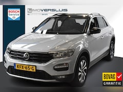 Volkswagen T-Roc - 1.5 TSI Style Carplay Navigatie | Adaptieve Cruise | Trekhaak | 12 mnd BOVAG garantie | Wh