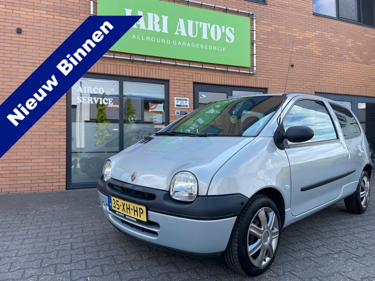 Renault Twingo - 1.2 Emotion Weinig km! - AutoWereld.nl
