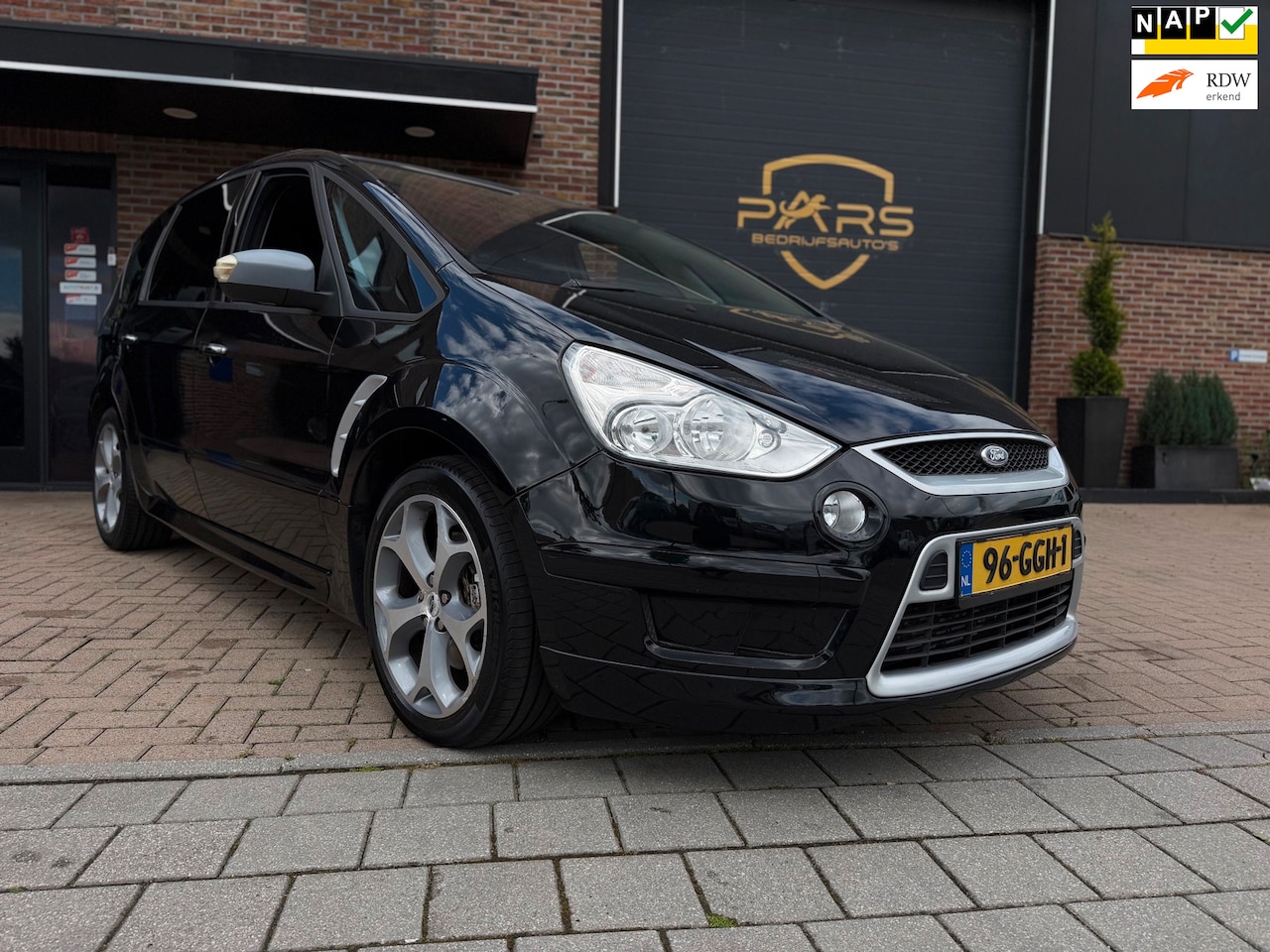 Ford S-Max - 2.5-20V Turbo 220PK 7 Persoons Airco Navi Cruise Elk.Raman APK - AutoWereld.nl