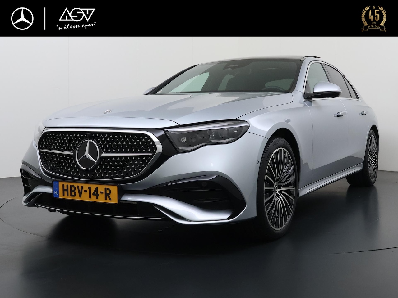 Mercedes-Benz E-klasse - 300 e AMG Line | Hyperscreen | Panorama - Schuifdak | Burmester 4D Surround System | Digit - AutoWereld.nl
