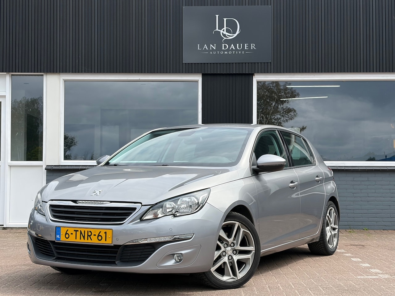 Peugeot 308 - 1.6 THP Active / Volledig Onderhouden ! - AutoWereld.nl
