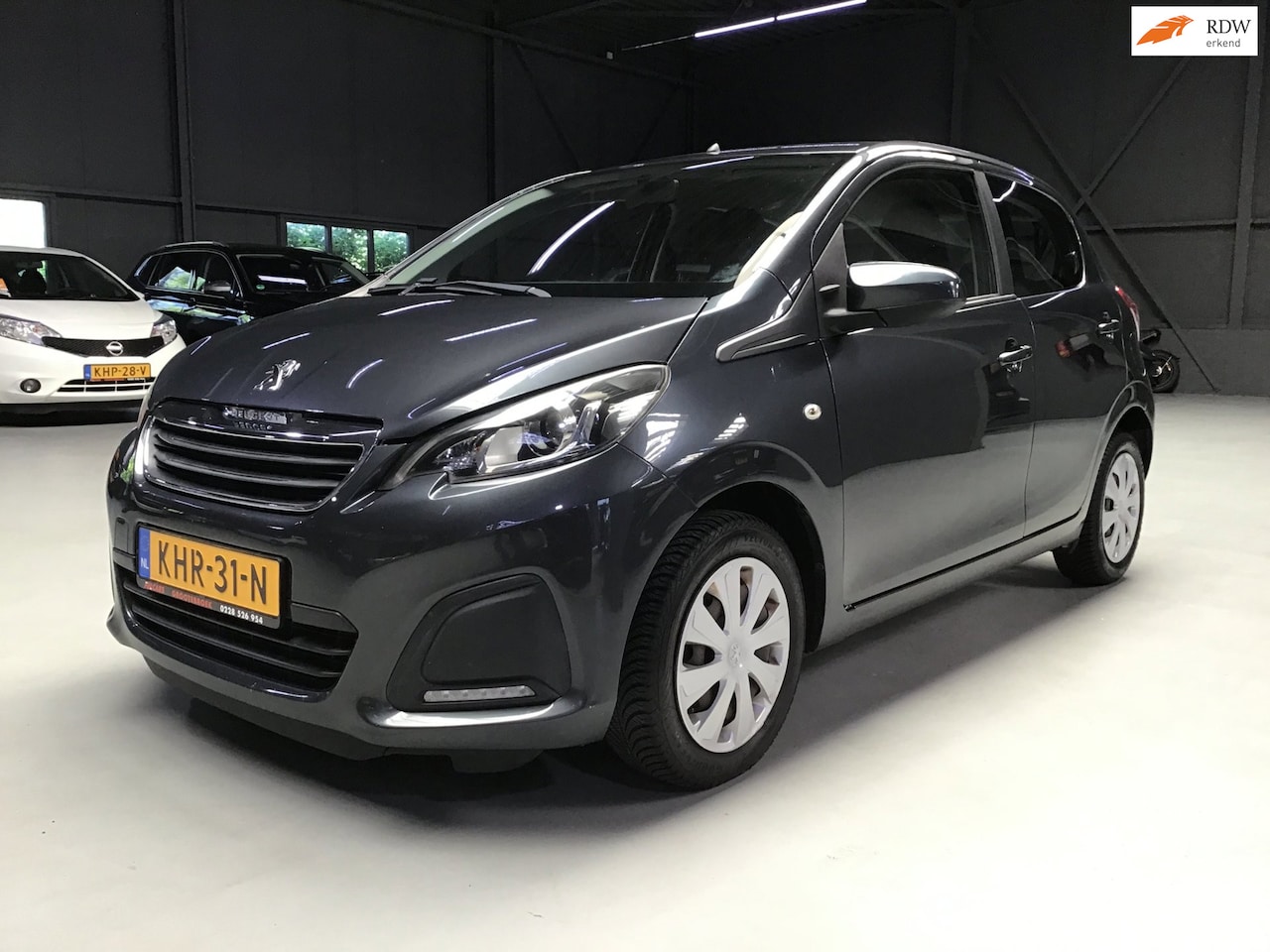 Peugeot 108 - 1.0 e-VTi Access I 1e Eigenaar I Compleet onderhoudshistorie I Airco I Led dagrijverlichti - AutoWereld.nl