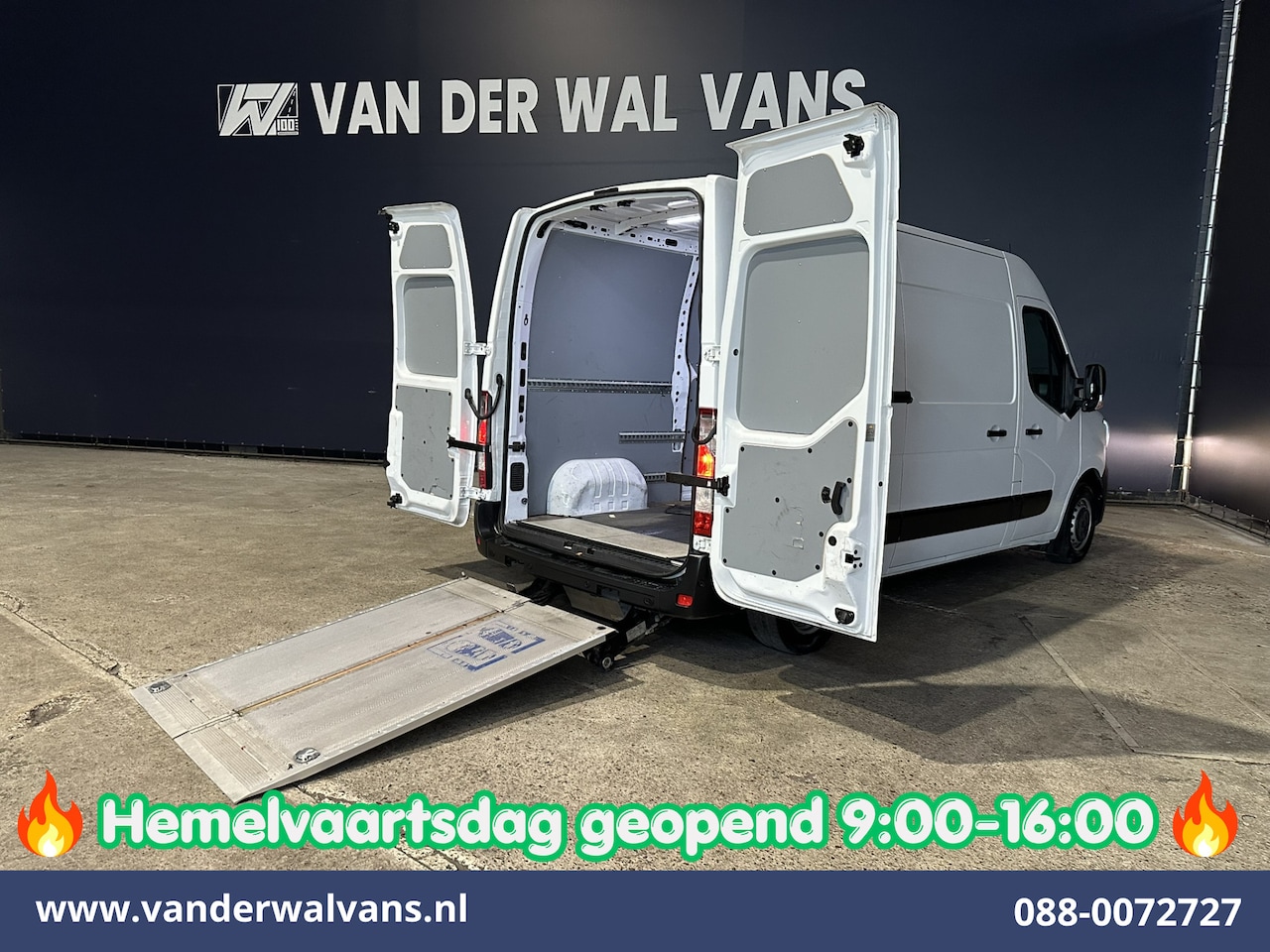 Renault Master - 2.3 dCi 150pk L2H2 Laadklep Euro6 Airco | 2x zijdeur | Camera | Navigatie | LED | Cruiseco - AutoWereld.nl