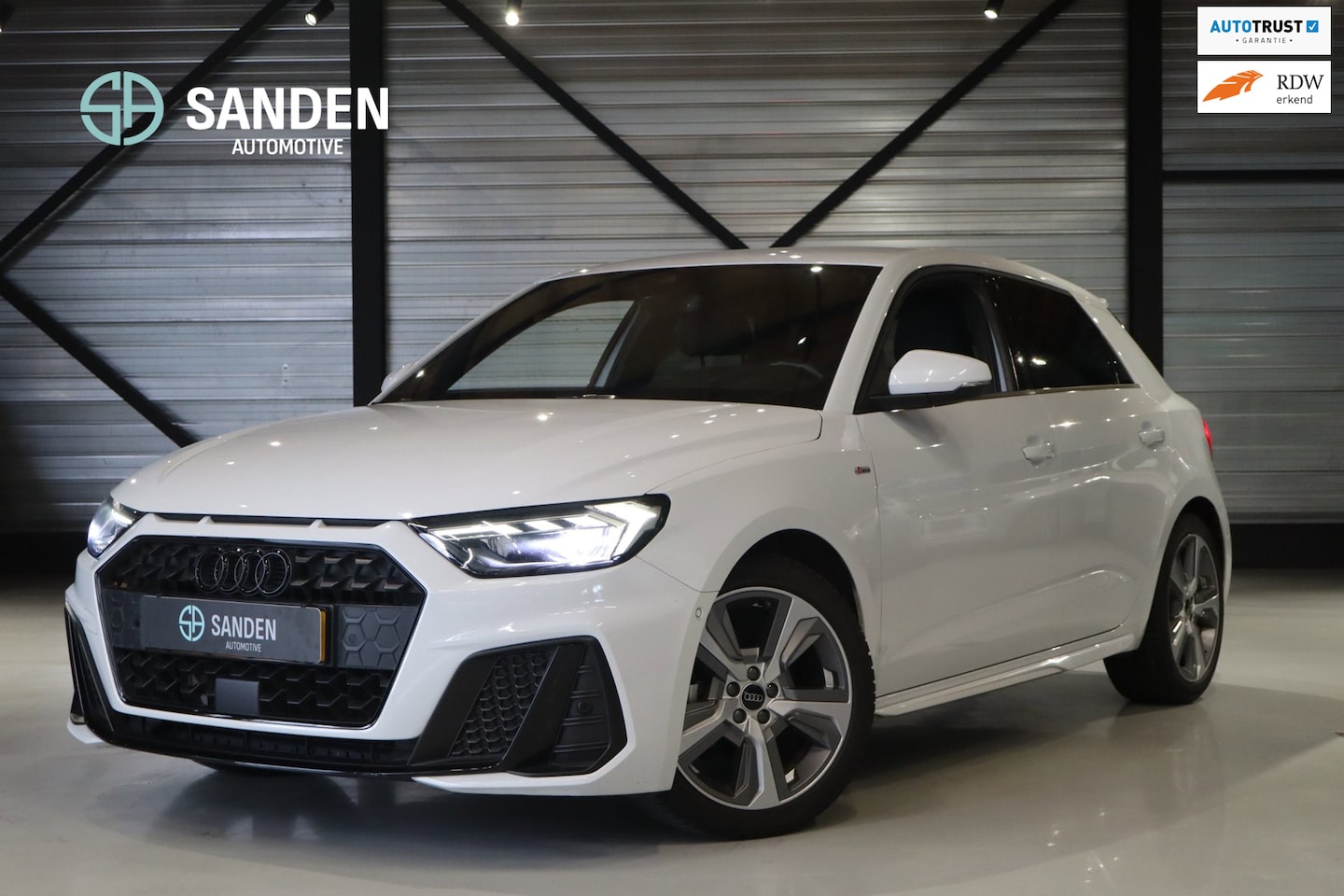 Audi A1 Sportback - 25 TFSI S Line|S Line interieur en exterieur|LED|Navi|Stoelverwarming|Parkeersensoren|18in - AutoWereld.nl
