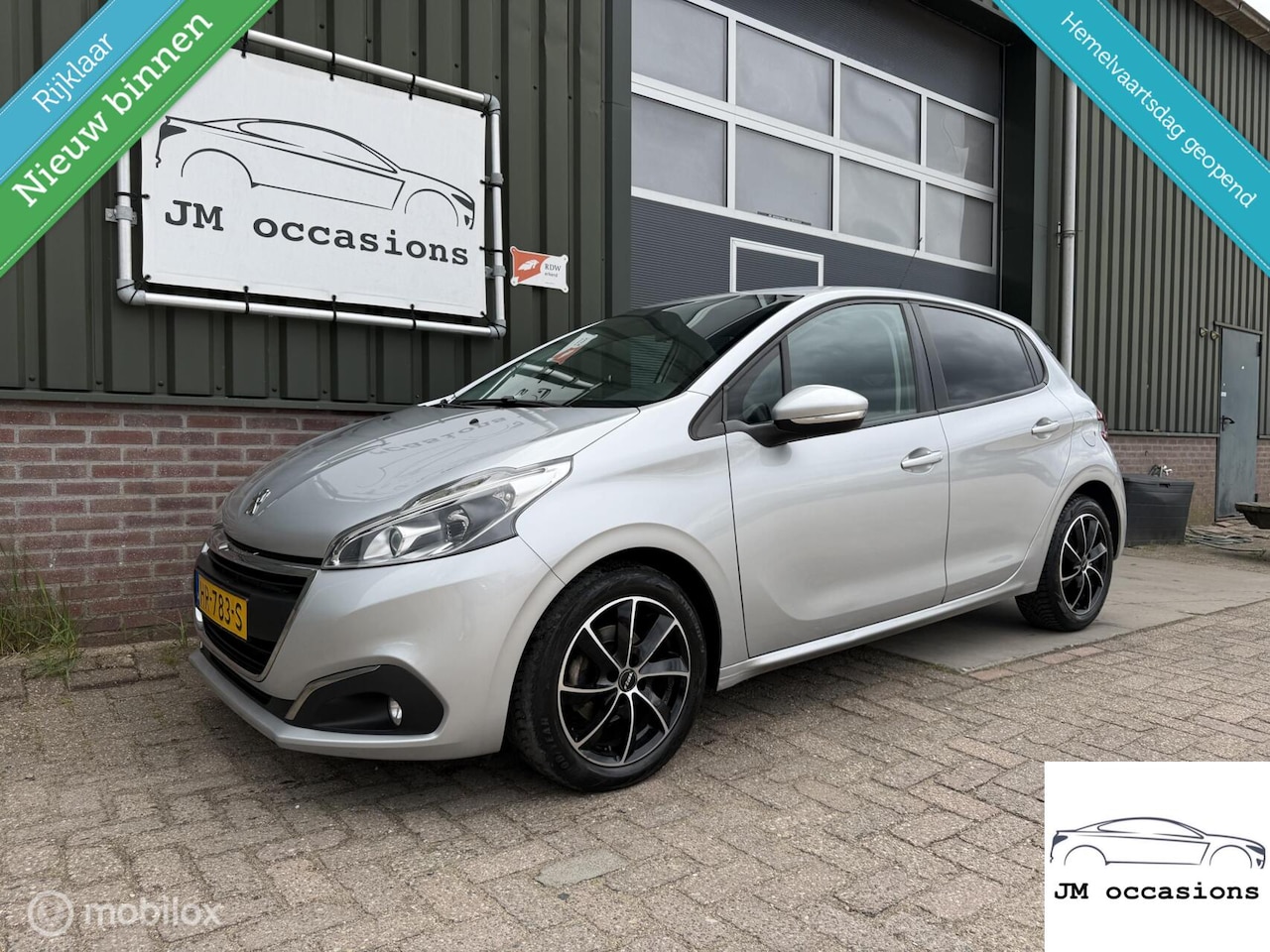 Peugeot 208 - 1.6 BlueHDi Euro6|Airco|Cruise|Bluetooth| - AutoWereld.nl