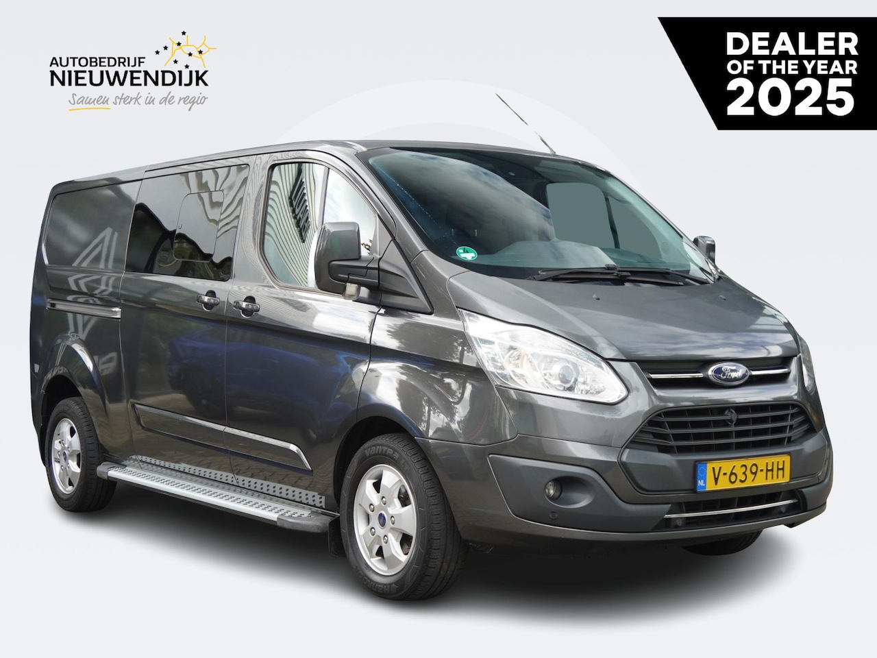Ford Transit Custom - 2.0 TDCI 130 L2H1 Limited DC AUTOMAAT / TREKHAAK / NAVI / 2X SCHUIFDEUR / PDC 360 / CAMERA - AutoWereld.nl