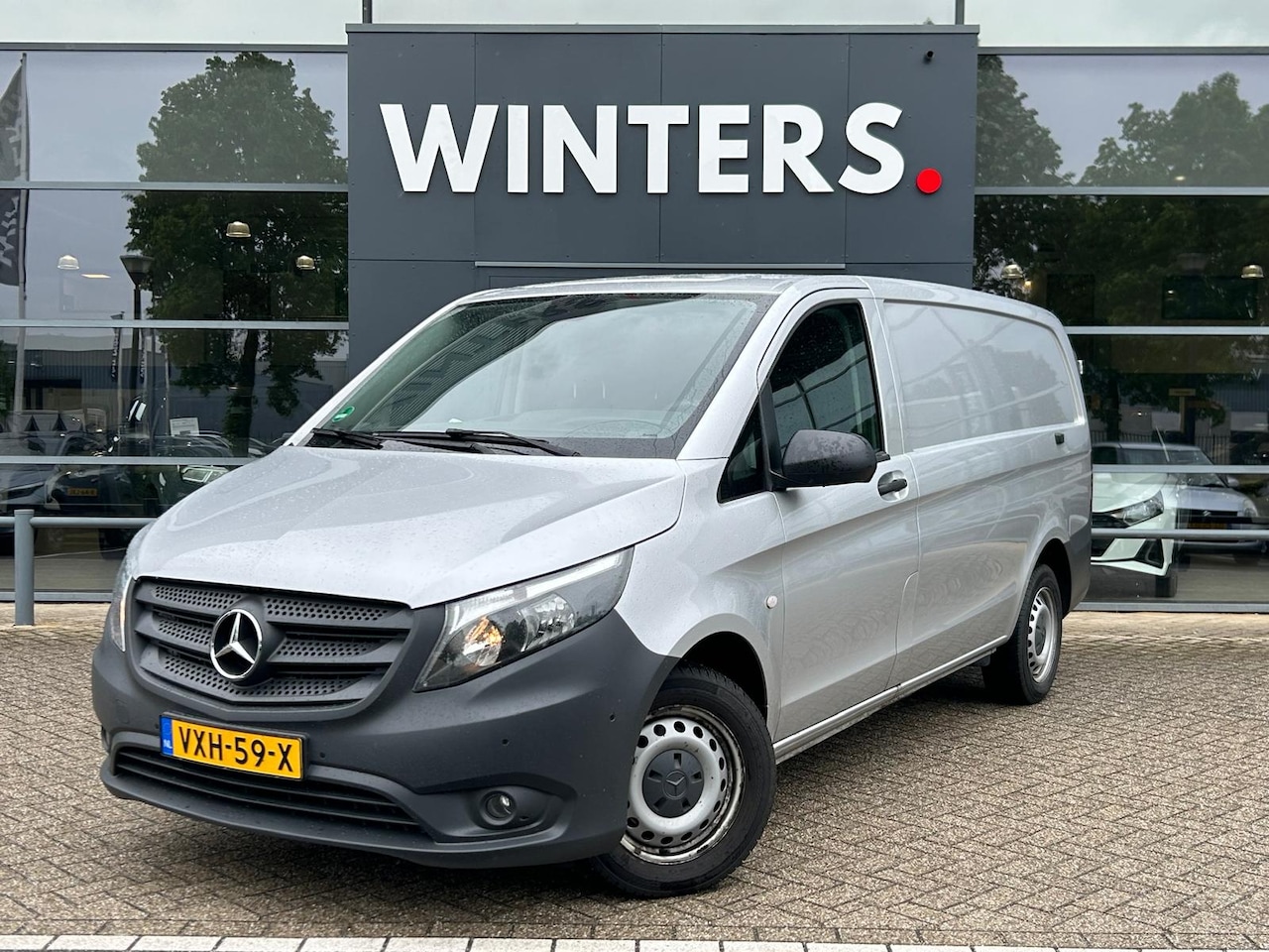 Mercedes-Benz Vito - 116 CDI Lang Automaat Camera | Cruise Control | DAB | Trekhaak - AutoWereld.nl