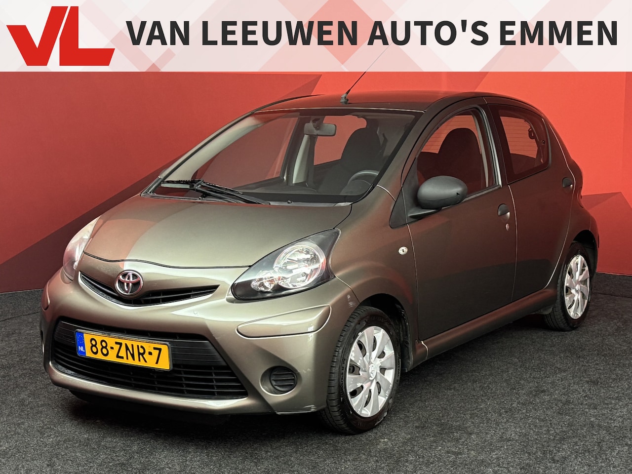 Toyota Aygo - 1.0 VVT-i Comfort  | Airco | 5 Deurs | Rijklaar - AutoWereld.nl
