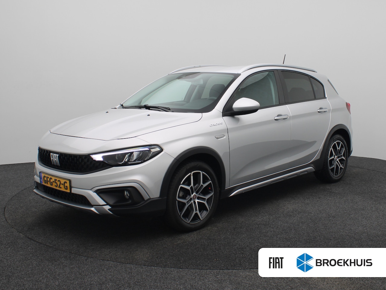 Fiat Tipo Cross - 1.0 | Achteruitrijcamera | Airco (automatisch) | Armsteun voor - AutoWereld.nl