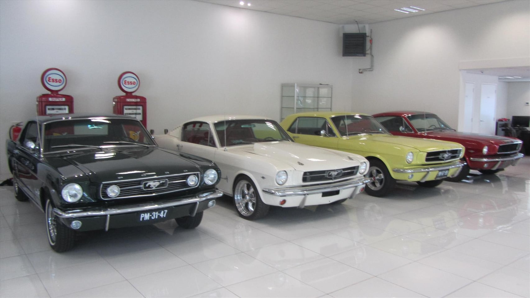 Ford Mustang - v8 AUTOMAAT Nog diverse Mustangs op voorraad - AutoWereld.nl