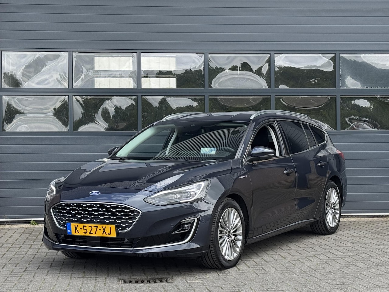 Ford Focus Wagon - 1.0 ECOBOOST HYBRID VIGNALE I WINTERPAKKET I ADAPTIVE CRUISE CONTROL I APPLE CARPLAY I LED - AutoWereld.nl