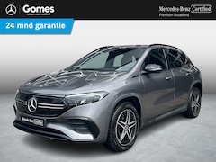 Mercedes-Benz EQA - 250 AMG Line 67 kWh | Panoramadak | Trekhaak | Stoelverwarming | LED Koplampen