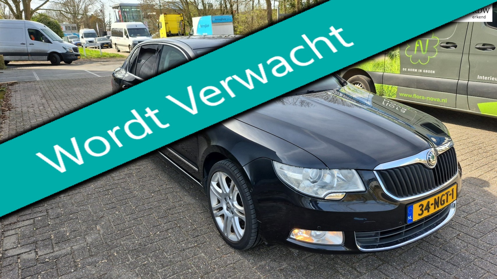 Skoda Superb - 1.8 TSI Elegance 161pk Leder Navi Schuifdak Xenon Trekhaak - AutoWereld.nl