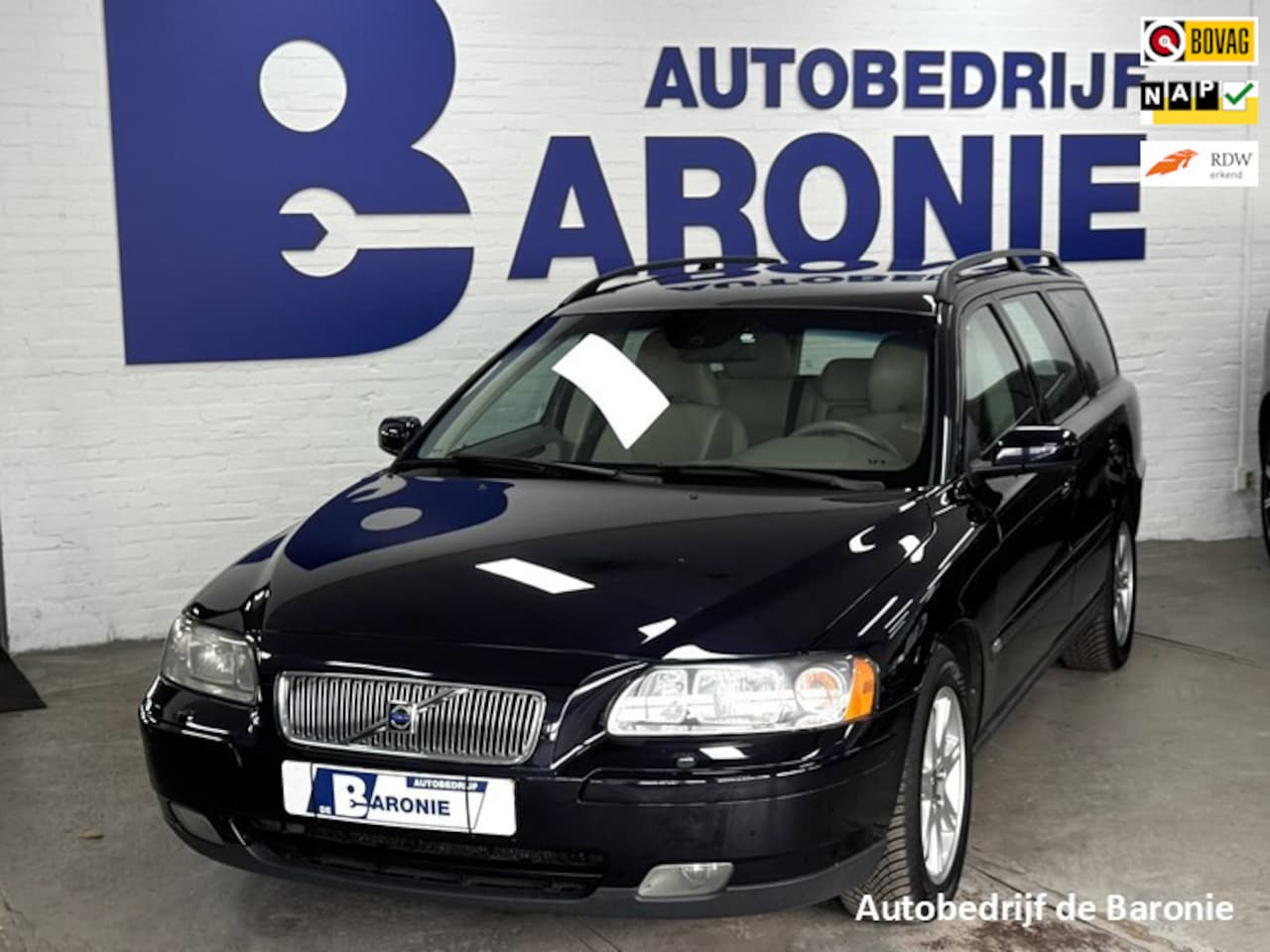 Volvo V70 - 2.4 Momentum automaat - AutoWereld.nl